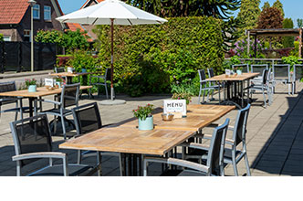 Terras van Fletcher Hotel-Restaurant De Gelderse Poort